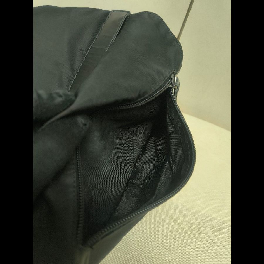 ‼️年中慶降價‼️創新低價只到6/21🎁(原16800)㊣✨PRADA✨普拉達 黑色 輕量 帆布 皮革 單釦 掀蓋式 郵差包 肩背包 斜背包 /二手包/二手精品/保證正品🌳二手樹屋🌳-32