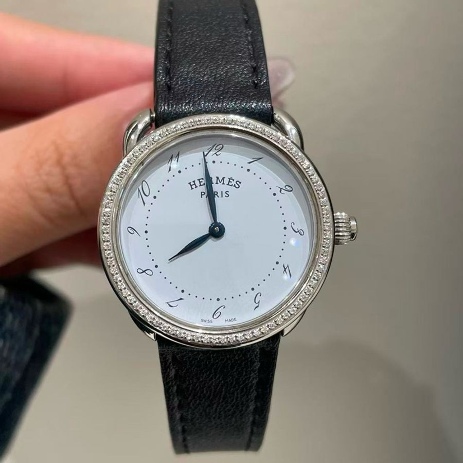 爱马仕ARCEAU AR5.210 精鋼原鑽28mm石英女表-0
