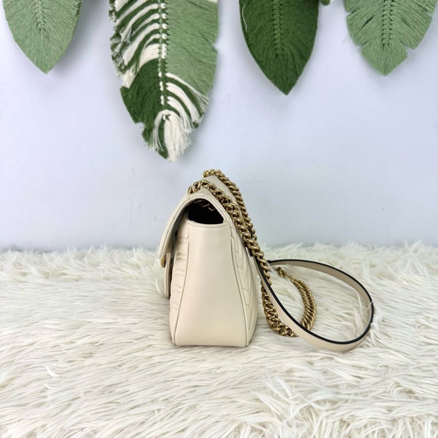 GUCCI 白色金扣Marmont 26cm 單肩斜肩包-2