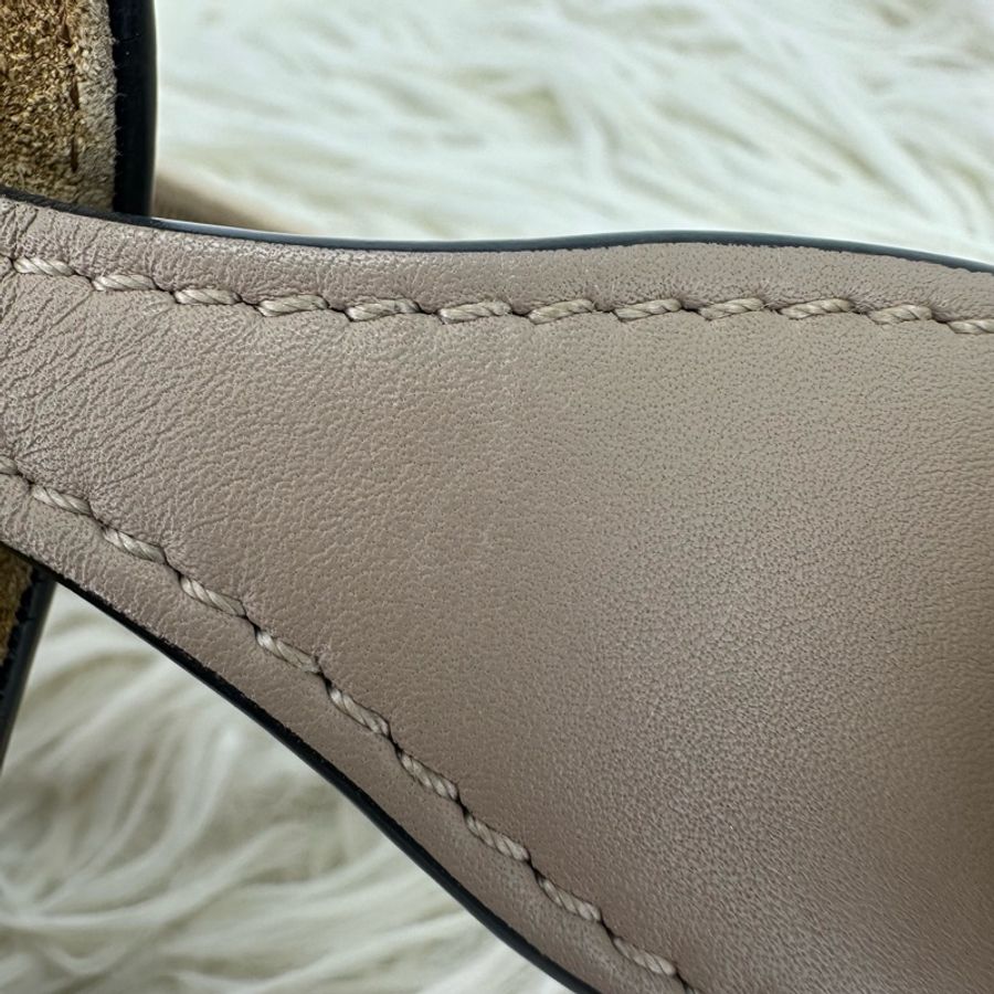 LOEWE Mini Gate 杏色馬鞍包 斜肩包-6