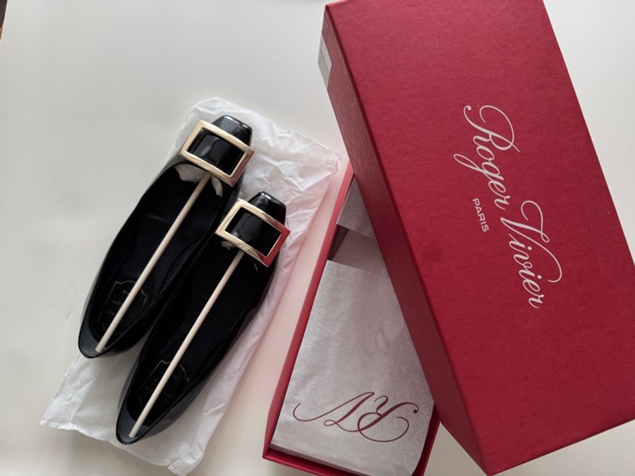使用品 roger vivier 經典黑色flat平底鞋-1