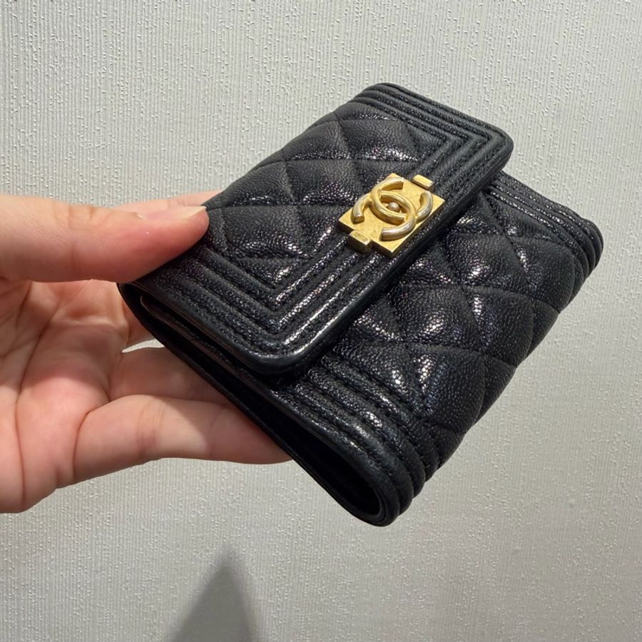 Chanel 香奈兒 荔枝牛皮 三折短夾 黑 霧金釦-18