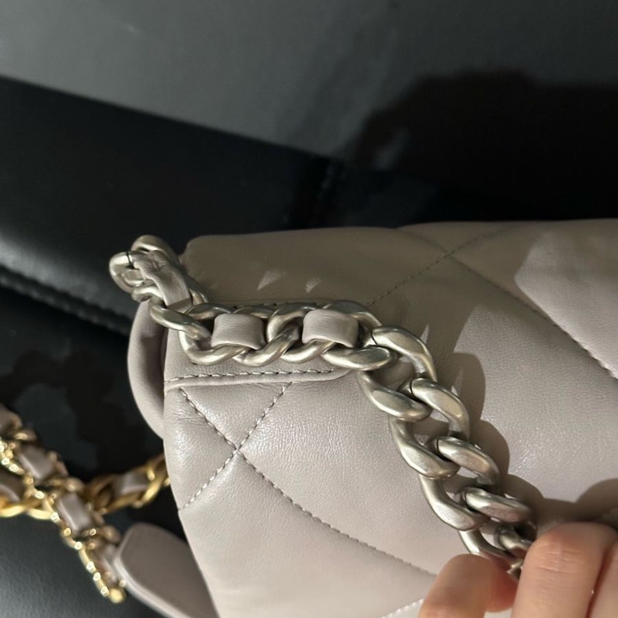 全新全配芯片款🌟#chanel #淺灰色 #銀扣 #19bag #小號-7