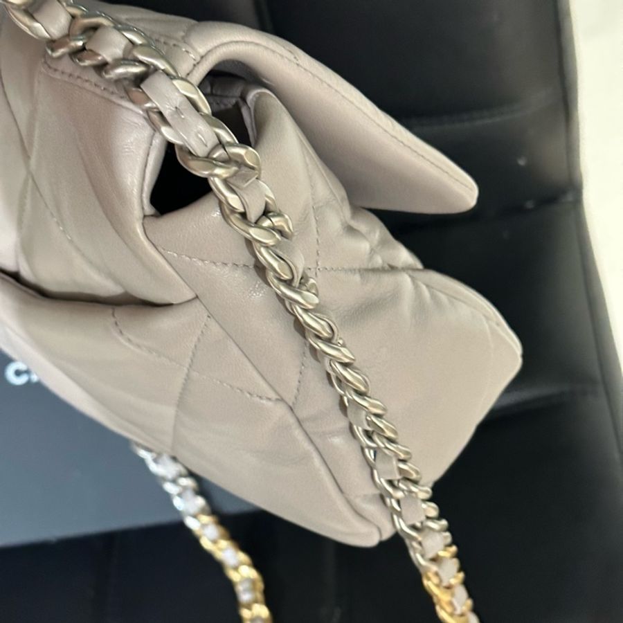 全新全配芯片款🌟#chanel #淺灰色 #銀扣 #19bag #小號-8