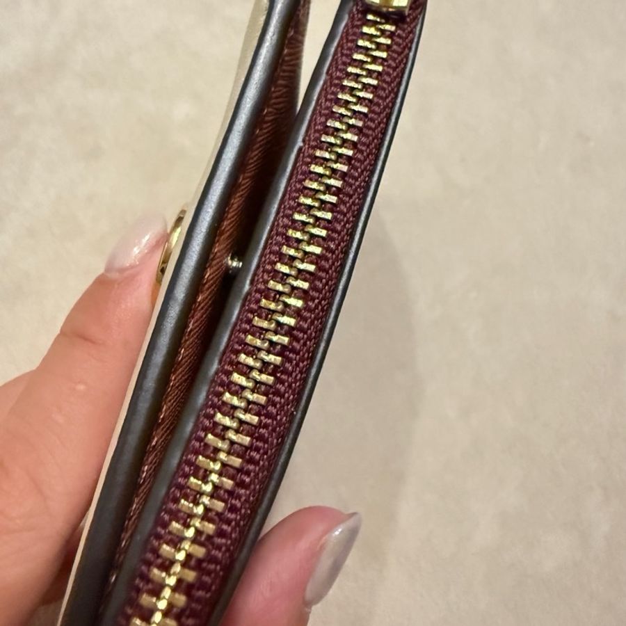 Tory Burch Robinson 撞色迷你錢包限量粉色-2
