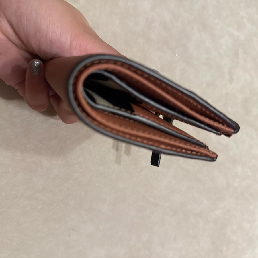 Tory Burch Robinson 撞色迷你錢包限量粉色-8
