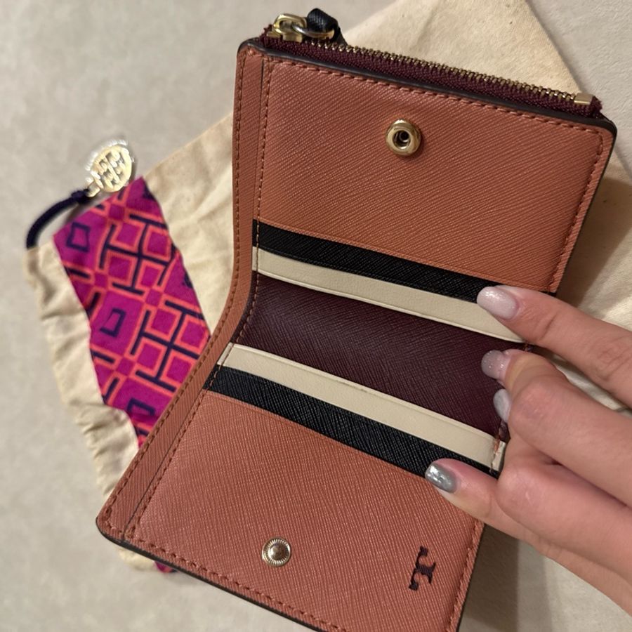 Tory Burch Robinson 撞色迷你錢包限量粉色-12