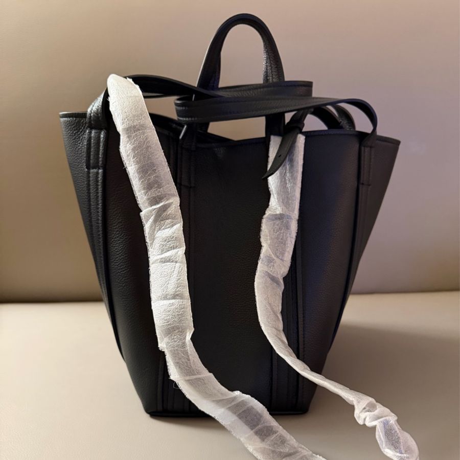 Balenciaga EVERYDAY SMALL NORTH-SOUTH SHOULDER TOTE BAG-7