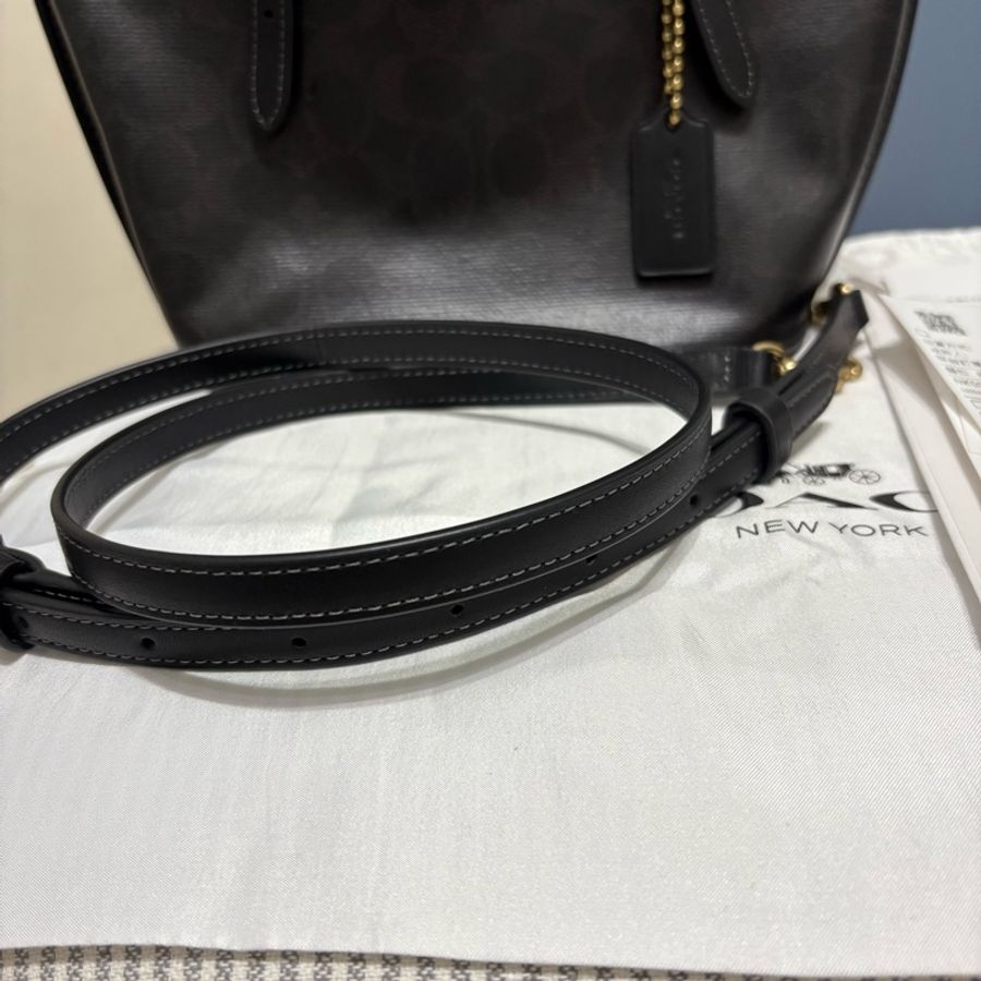 「台灣購證」【COACH】TAXI 21 經典 SIGNATURE 帆布小托特手袋 手提包 斜背包 單肩包-8