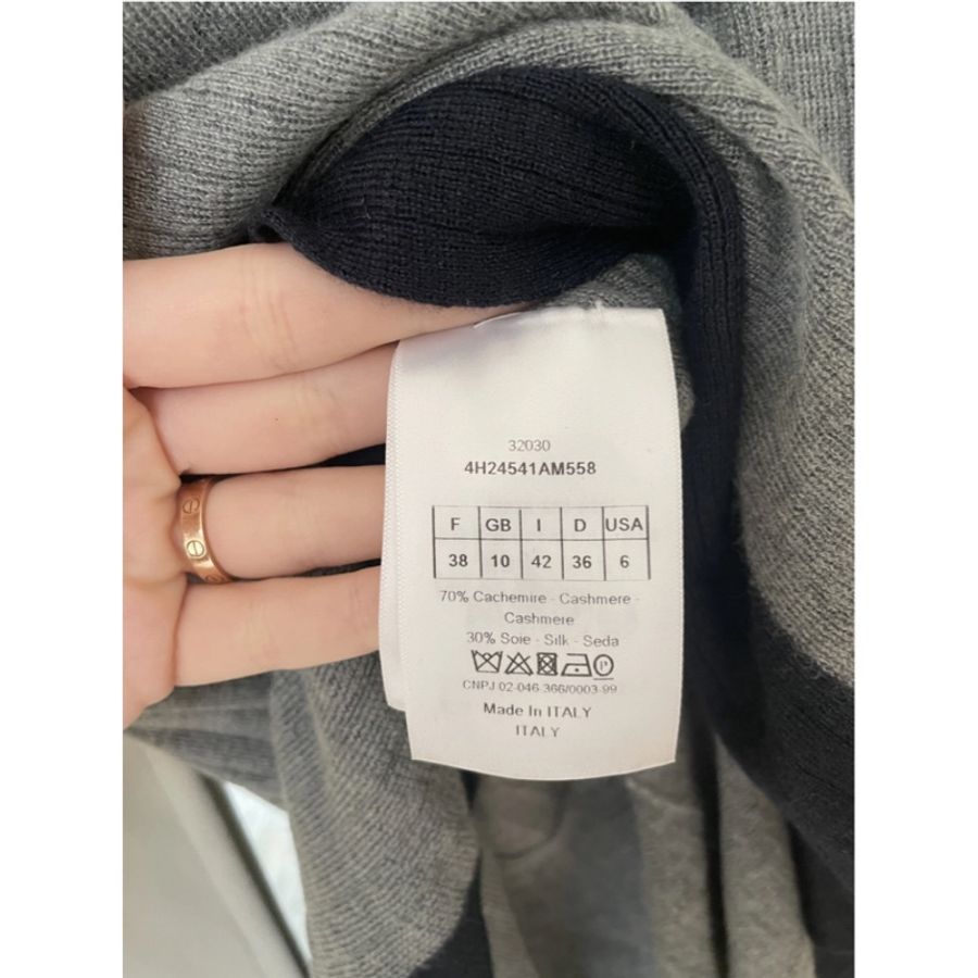 Dior 灰色羊絨薄上衣-4