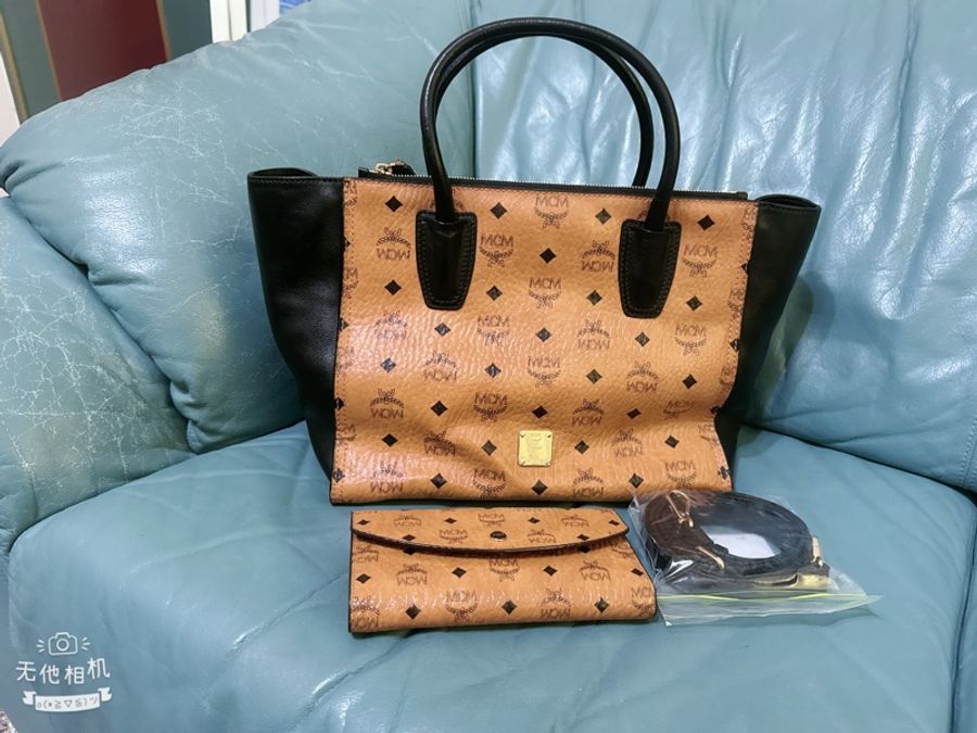 二手MCM 真皮手提肩背斜背包(贈送MCM皮夾)-8