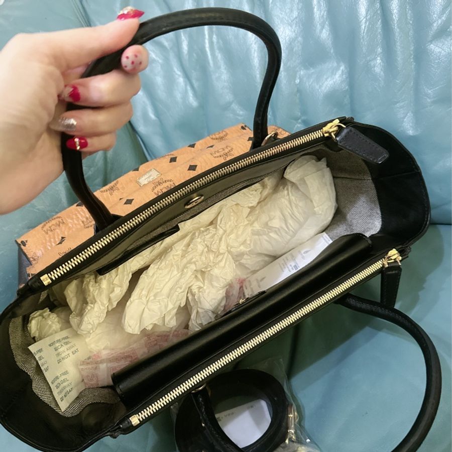 二手MCM 真皮手提肩背斜背包(贈送MCM皮夾)-29
