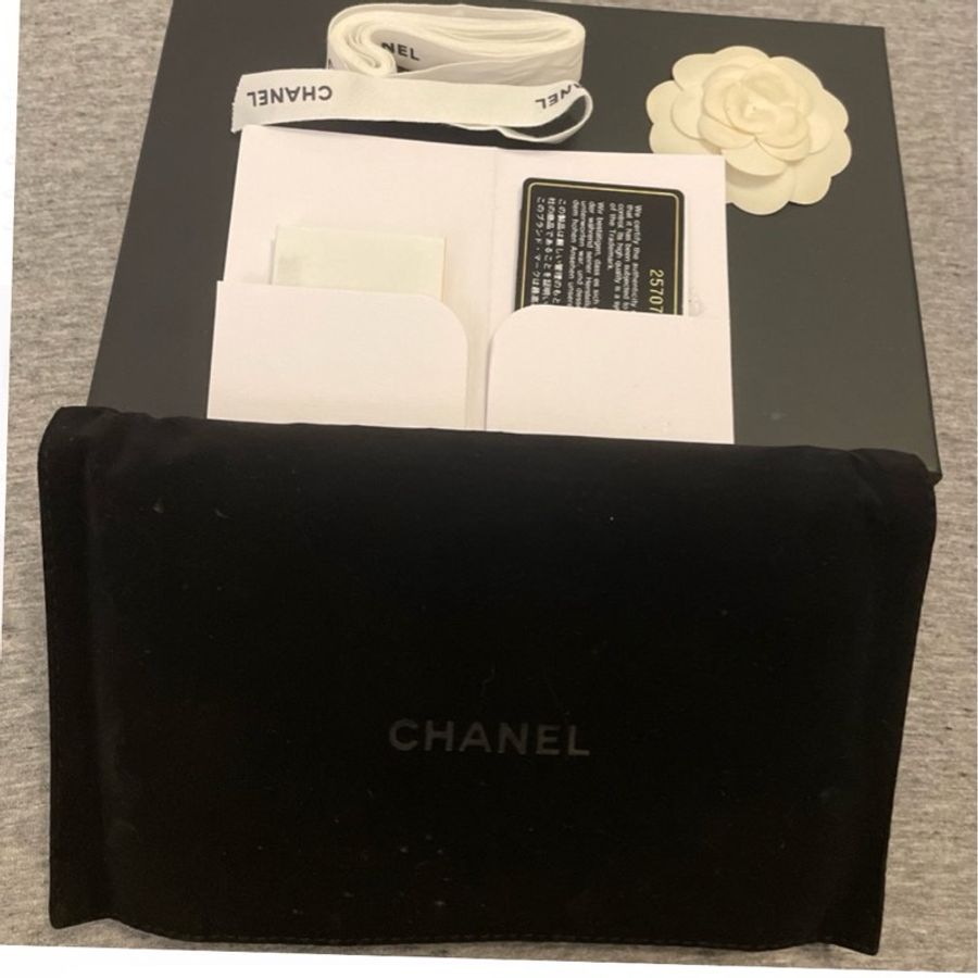 CHANEL WOC黑銀(25開)-1