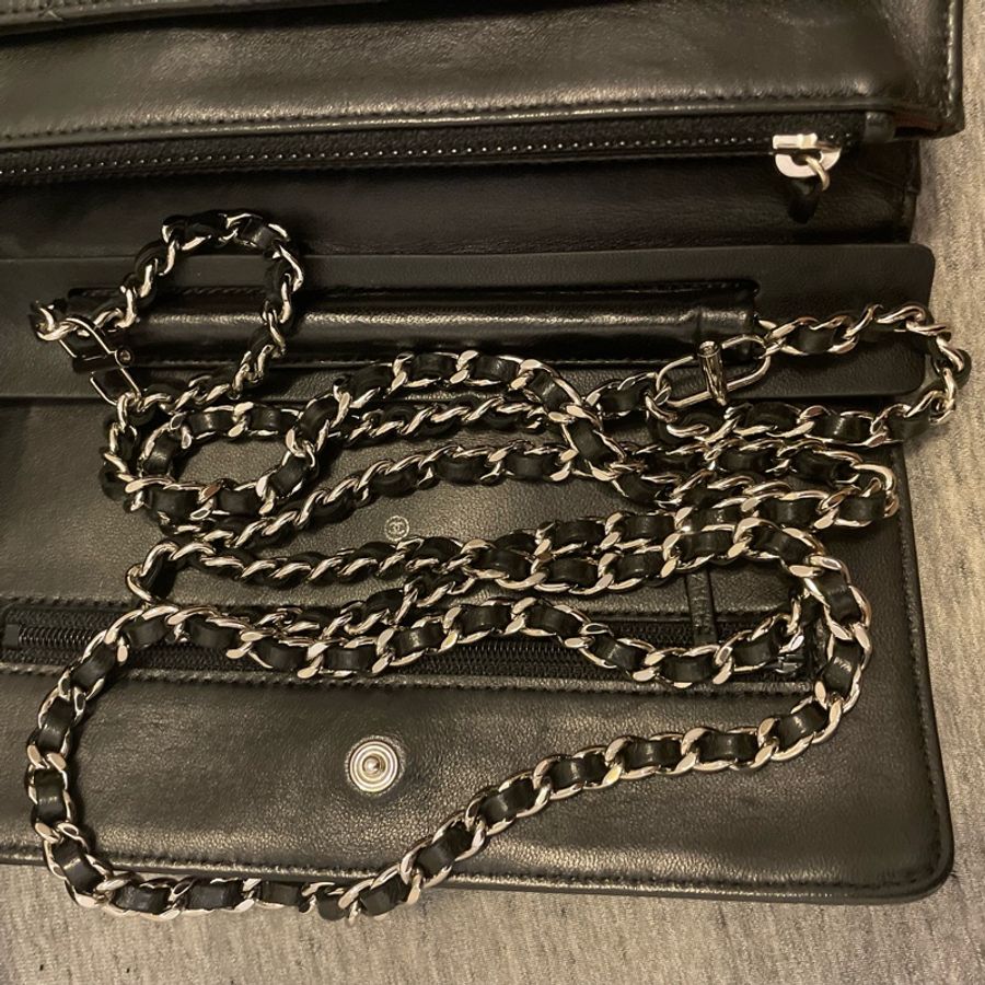 CHANEL WOC黑銀(25開)-10