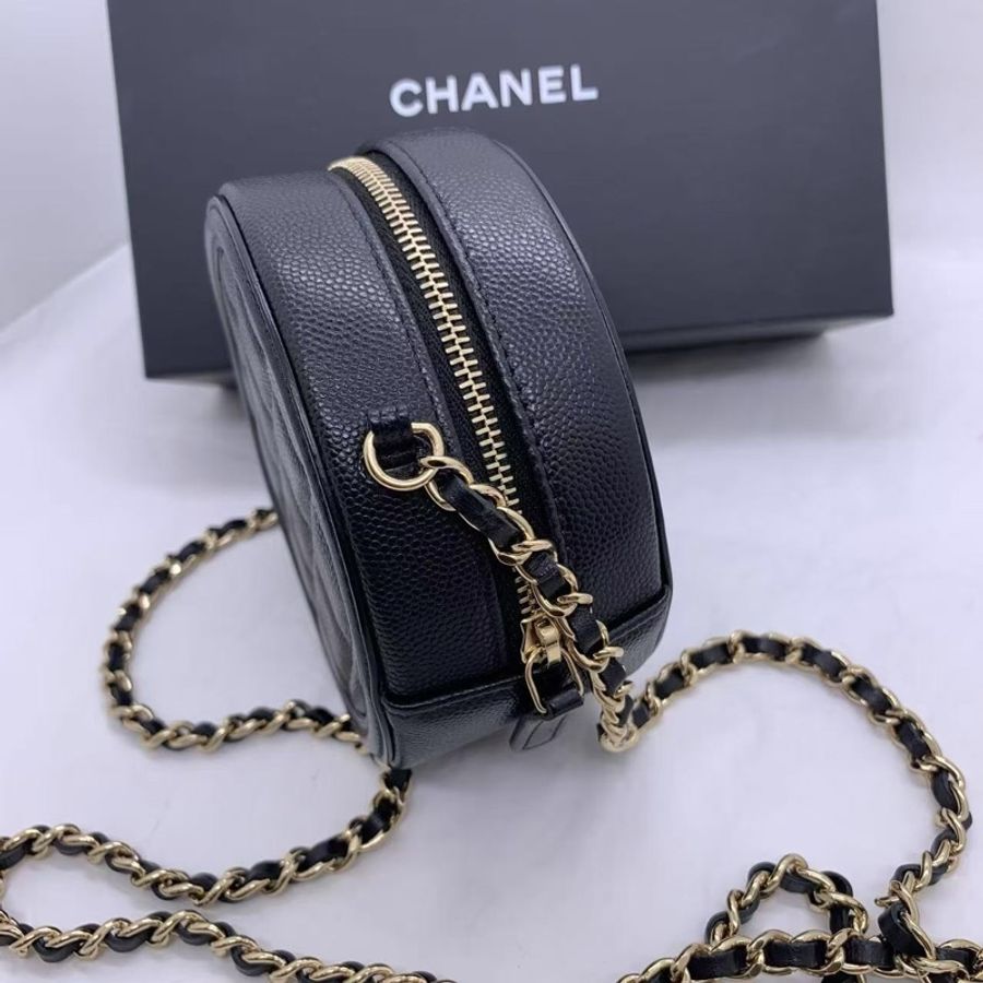 Chanel 香奈兒 圓餅黑色荔枝皮 鏈條包-2