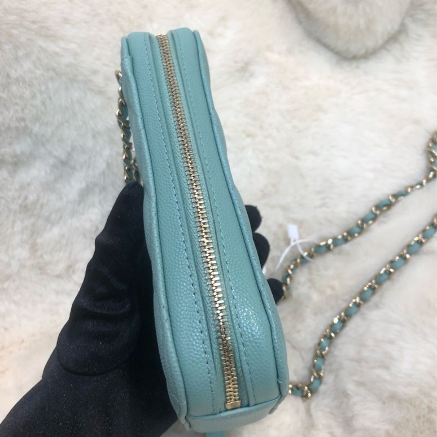 Chanel 湖水綠手機袋 XB883-2