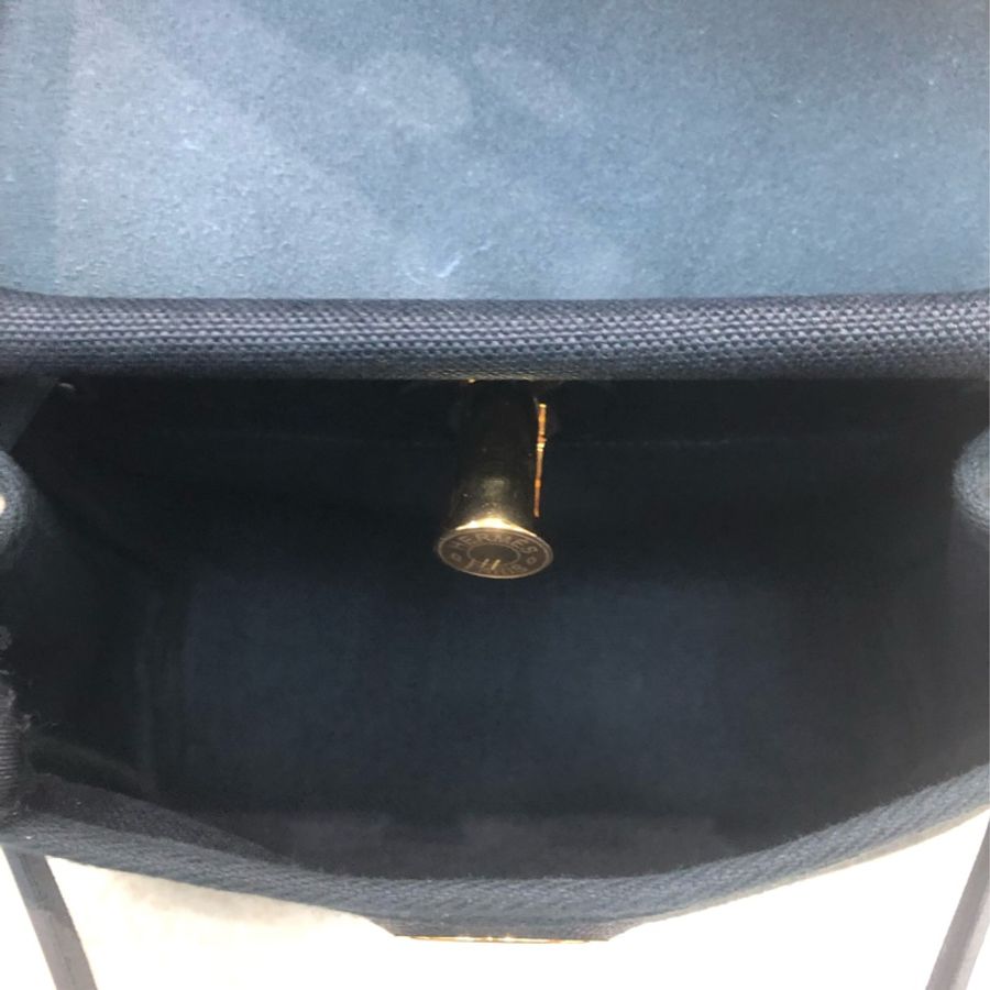 Hermes 黑色金扣Mini Herbag XB889-16