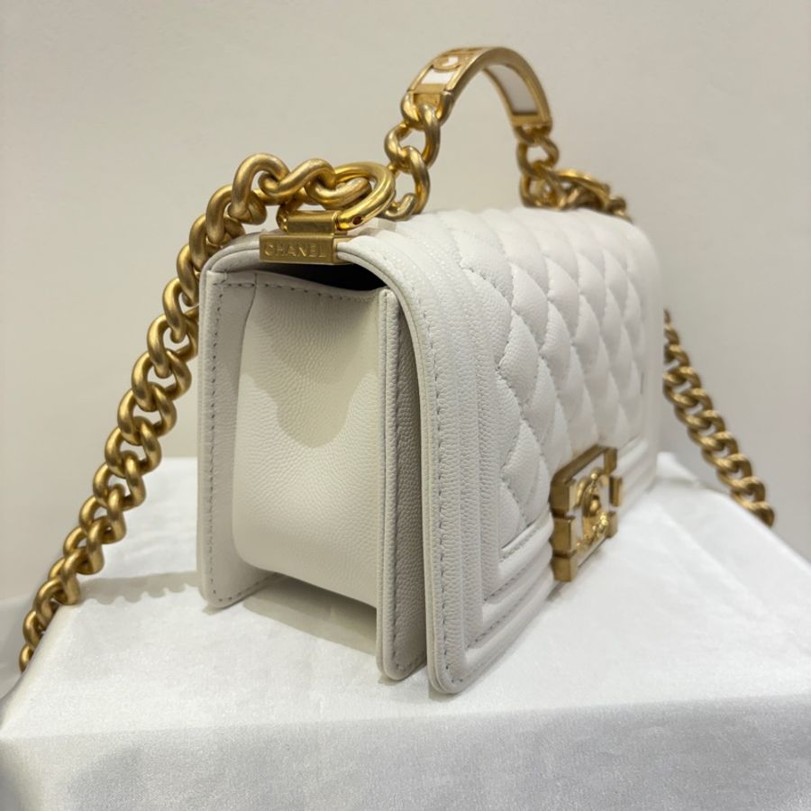 Chanel Boy20白荔枝牛皮手把款-1