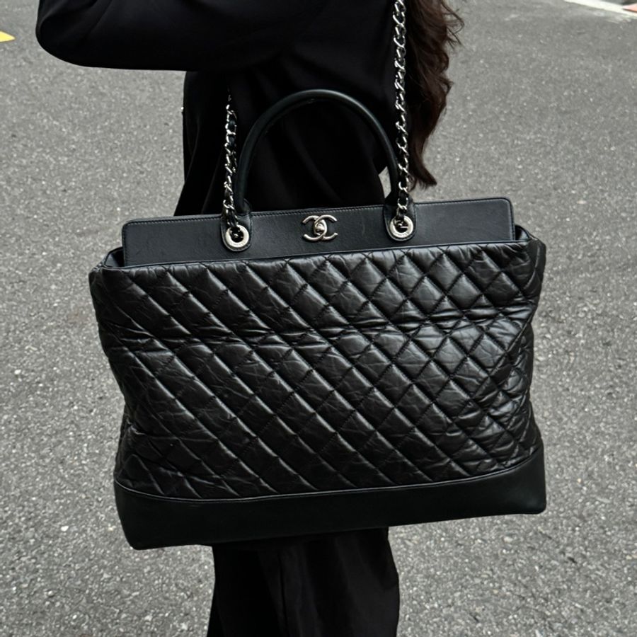 （極新 超稀有⏰） Chanel 皺紋牛皮 大飛機包 專櫃35萬！-2