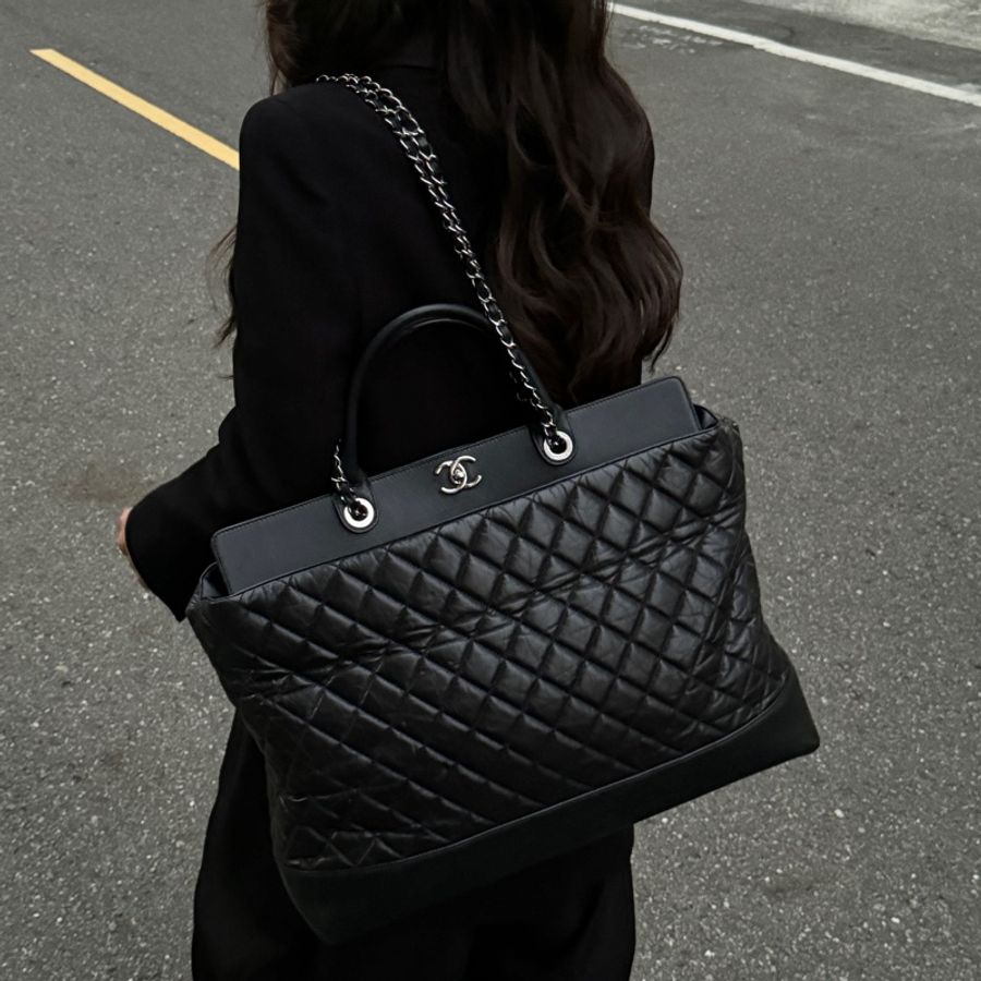 （極新 超稀有⏰） Chanel 皺紋牛皮 大飛機包 專櫃35萬！-5