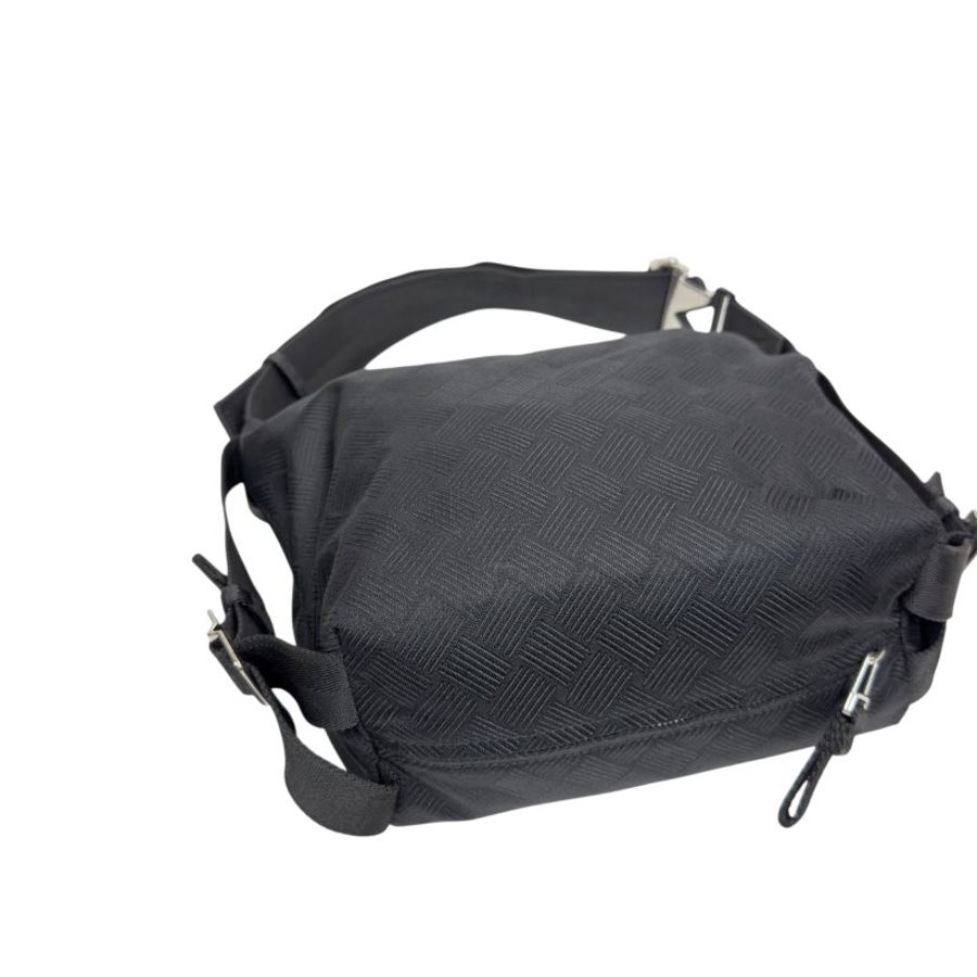 BOTTEGA VENETA Trekking 肩背包-11
