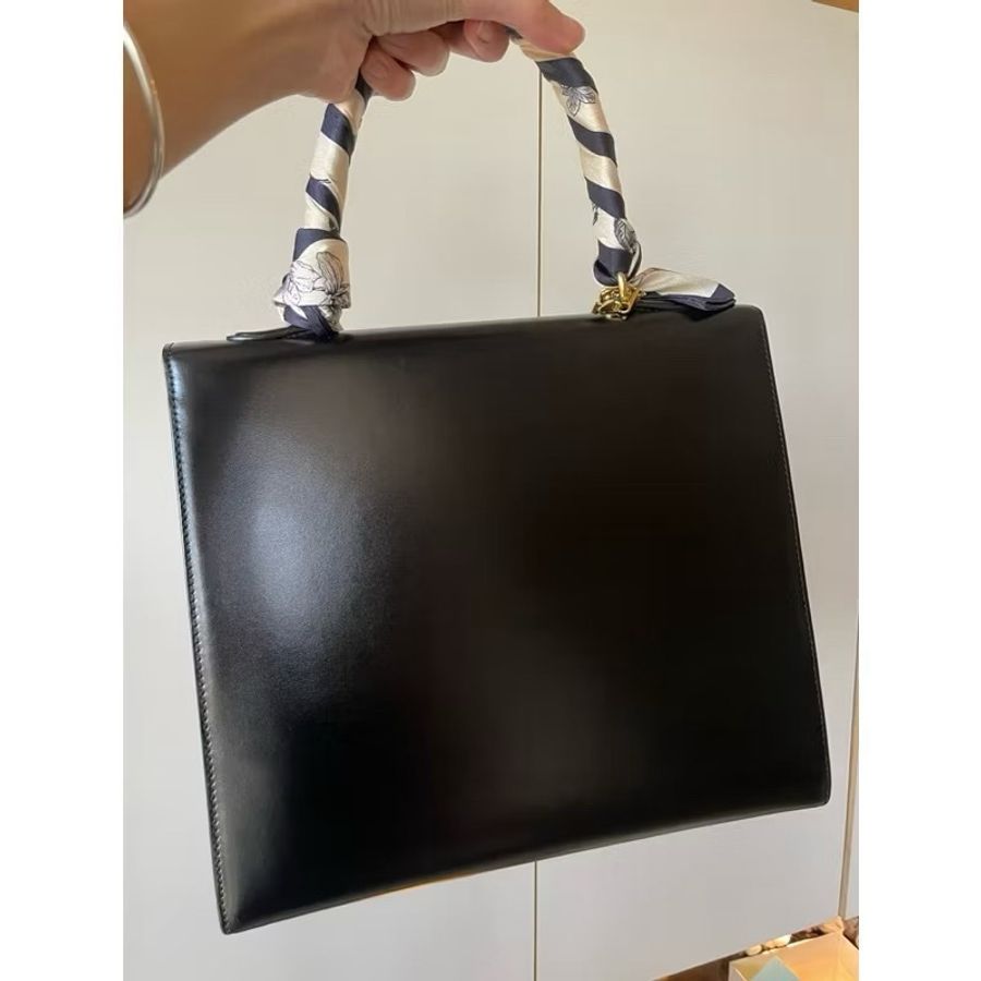 old Celine Kelly Toggle clasp chain handbag Vintage 稀有絕版黑金練凱莉經典手提包-11