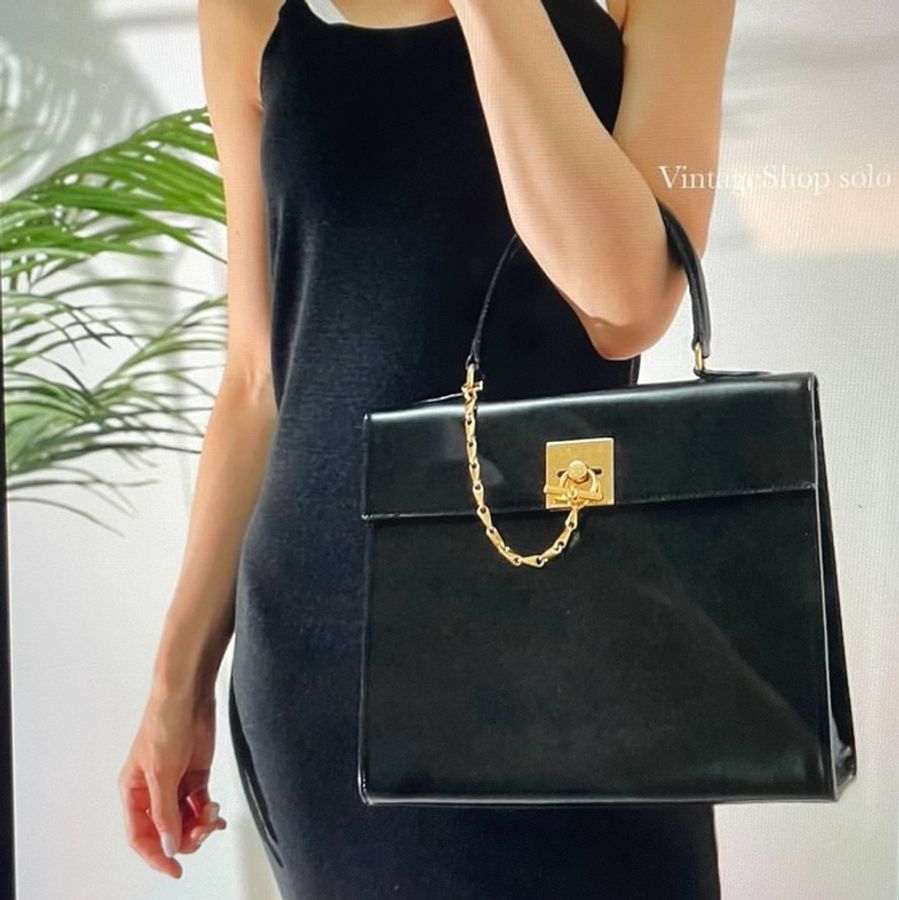 old Celine Kelly Toggle clasp chain handbag Vintage 稀有絕版黑金練凱莉經典手提包-6