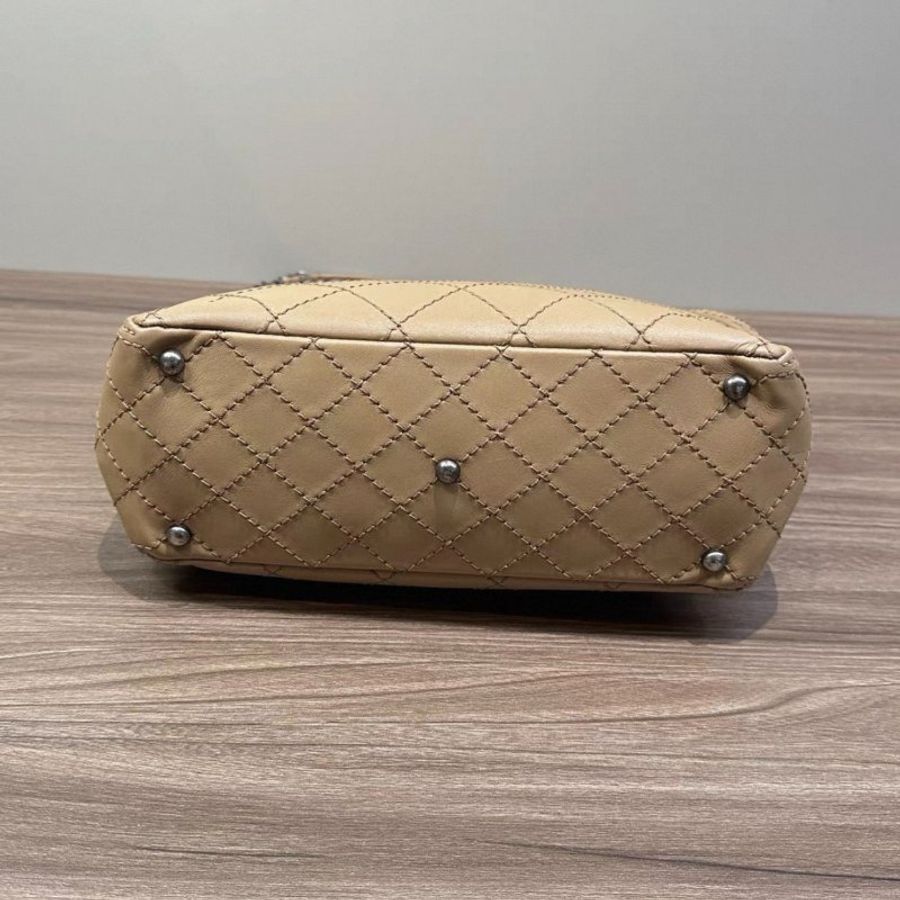 CHANEL 奶茶色牛皮托特包27*23*10 98新配件塵袋-3