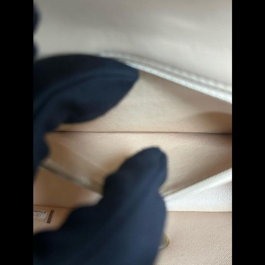 Chanel classic flap
奶茶色-16
