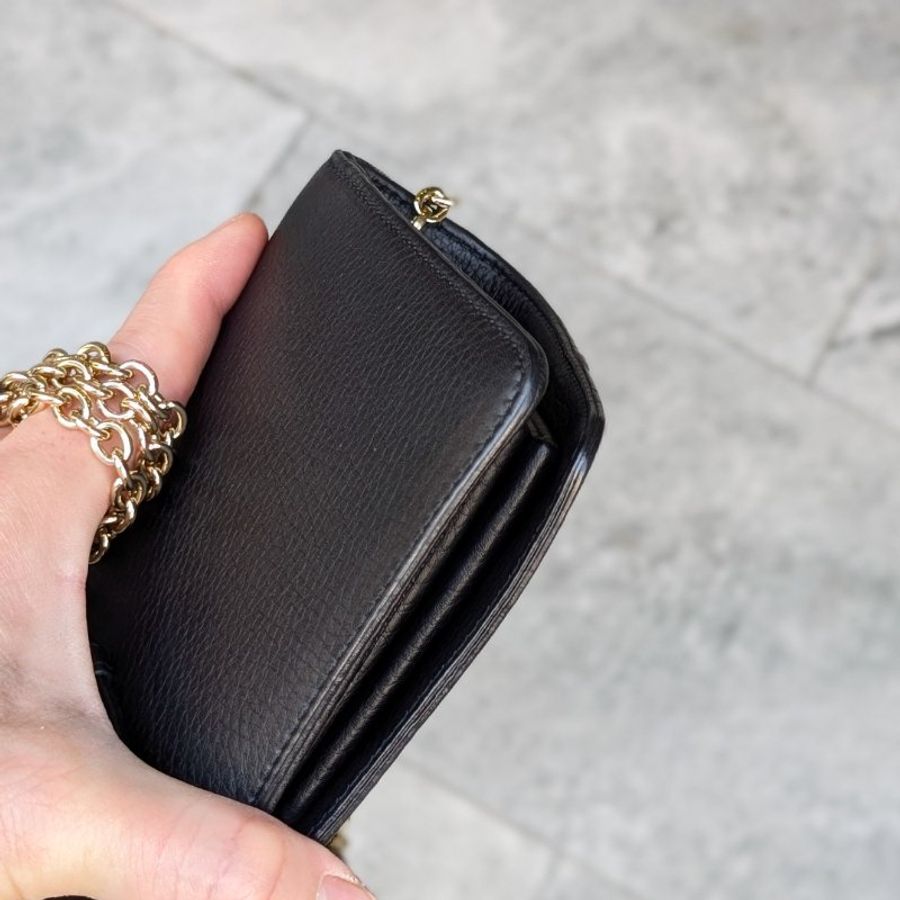 Gucci 大的黑色牛皮WOC-11