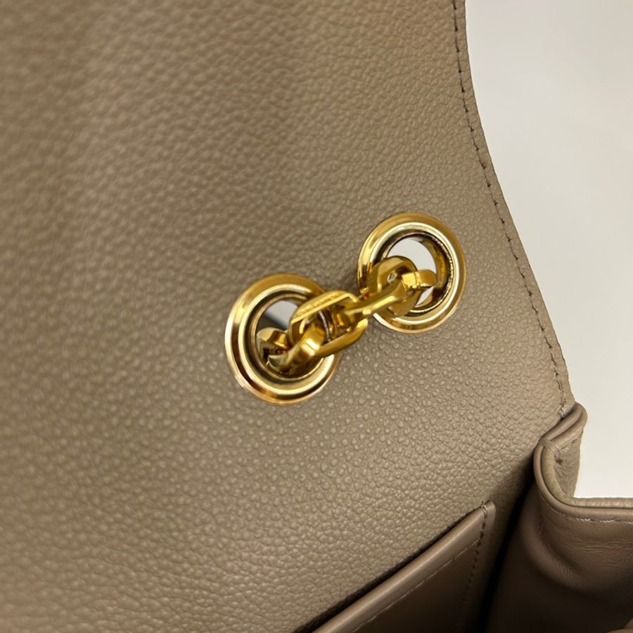 Lv 灰牛皮Marceau肩斜背包M46199-10