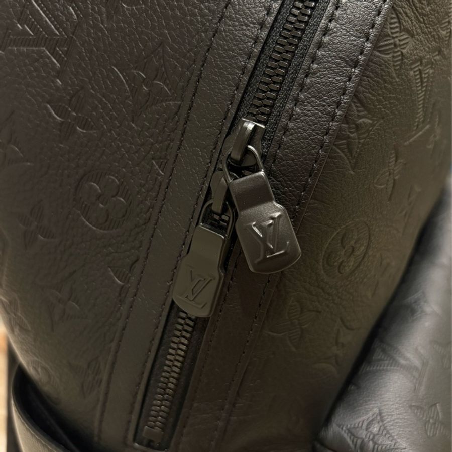 LV Backpack黑色 全新-2