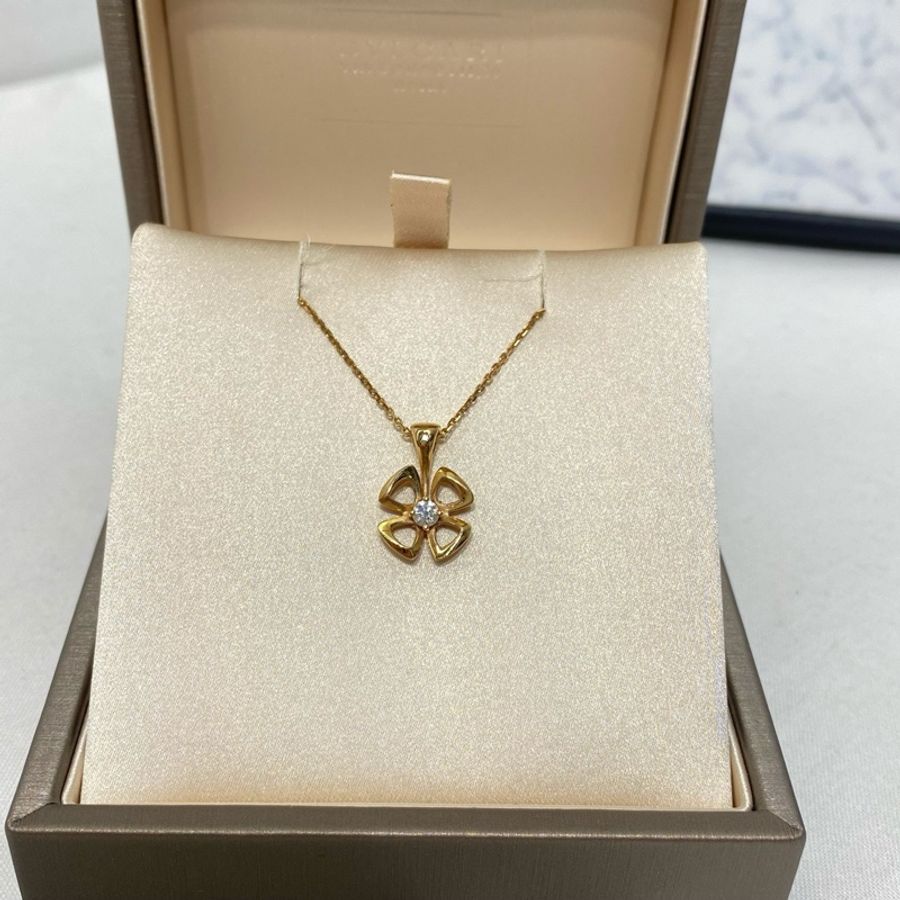 Bvlgari 詠綻系列 鑲鑽花朵項鍊-1