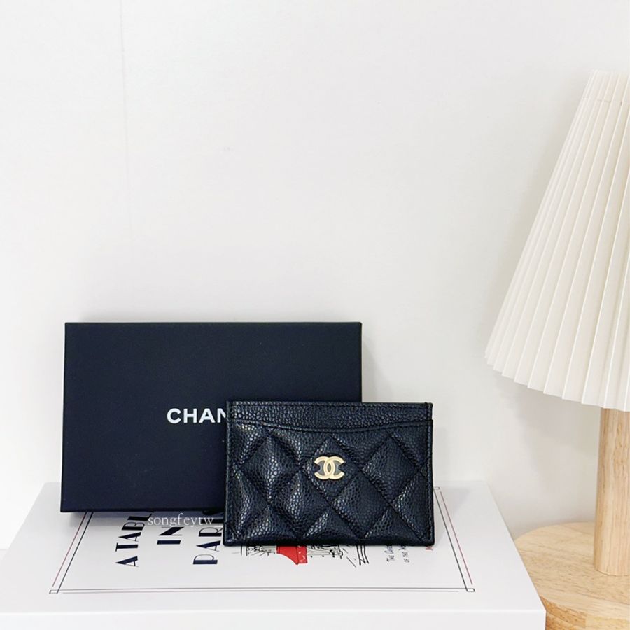 Chanel 經典 粒紋小牛皮 黑金卡片夾-0