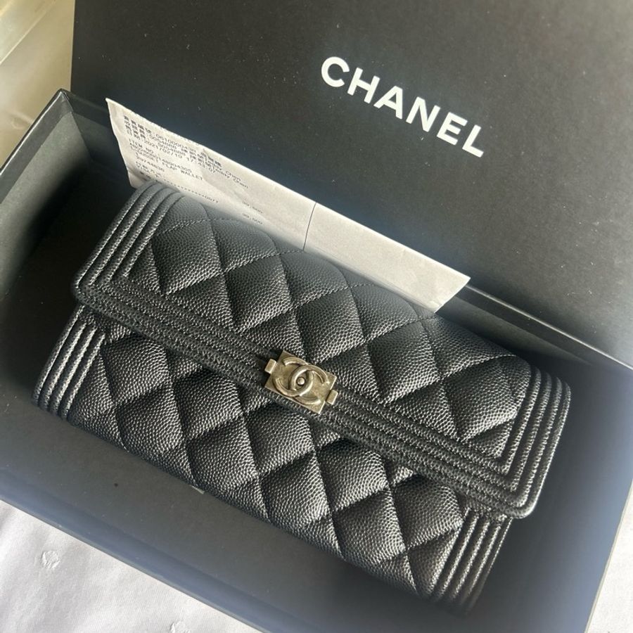 【全新】CHANEL Boy L-Gusset Flap Wallet 黑色魚子醬皮 長夾(附原始發票+盒袋卡)-5