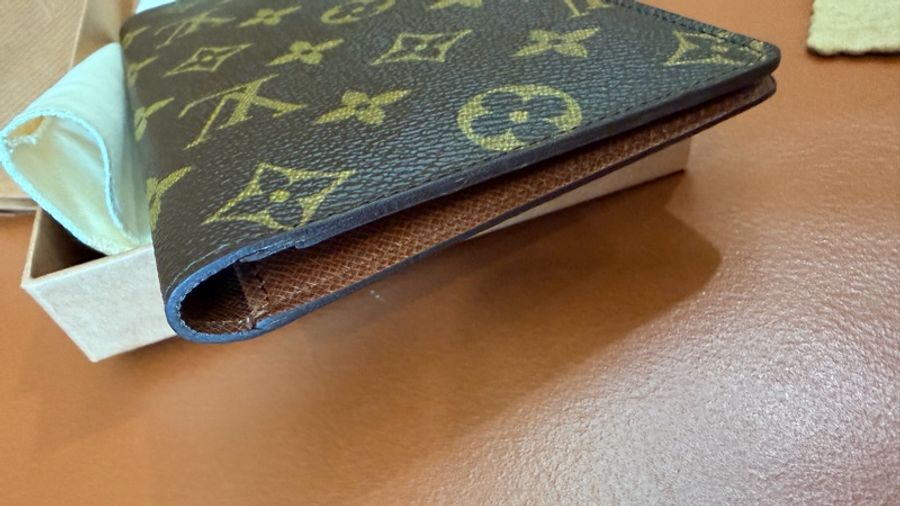 收藏級|真品 LV 路易威登 Monogram 經典原花雙折長夾 護照夾 西裝正裝錢包-10