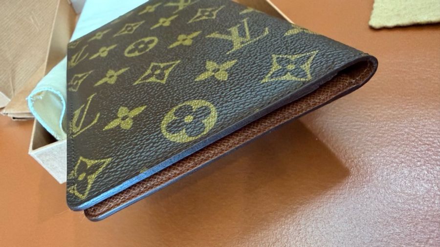 收藏級|真品 LV 路易威登 Monogram 經典原花雙折長夾 護照夾 西裝正裝錢包-11