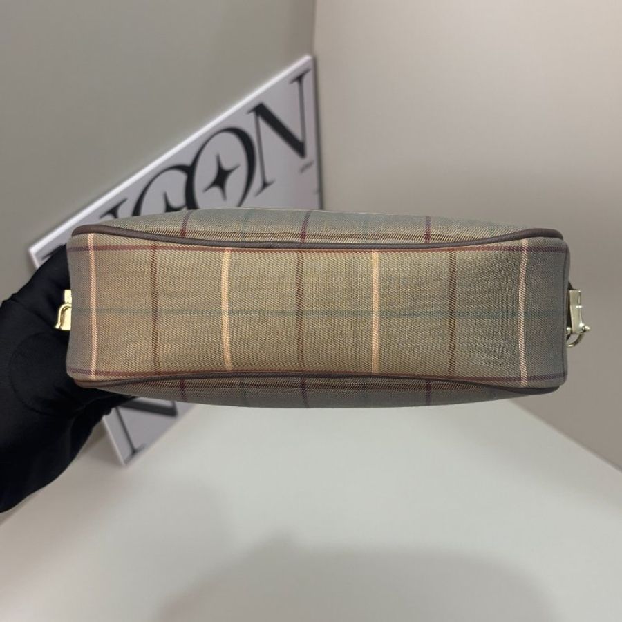 📍BURBERRY 化妝包改造-4