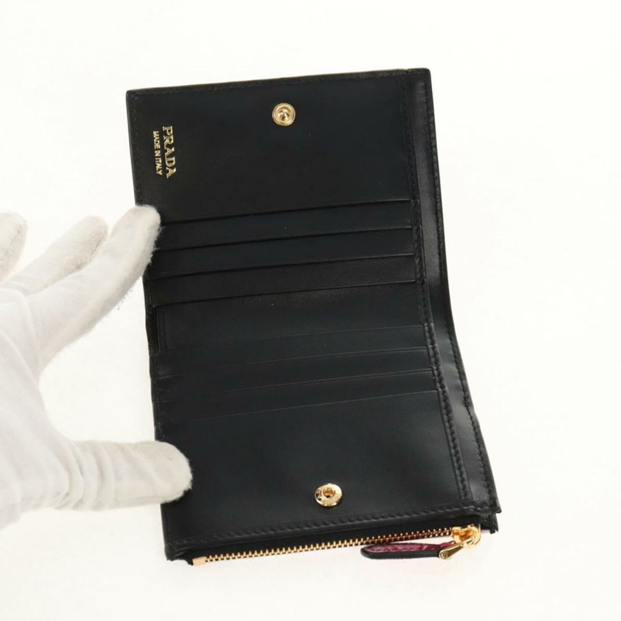 【日本直送】PRADA 粉紅真皮雙折皮夾 正品 136570V-12