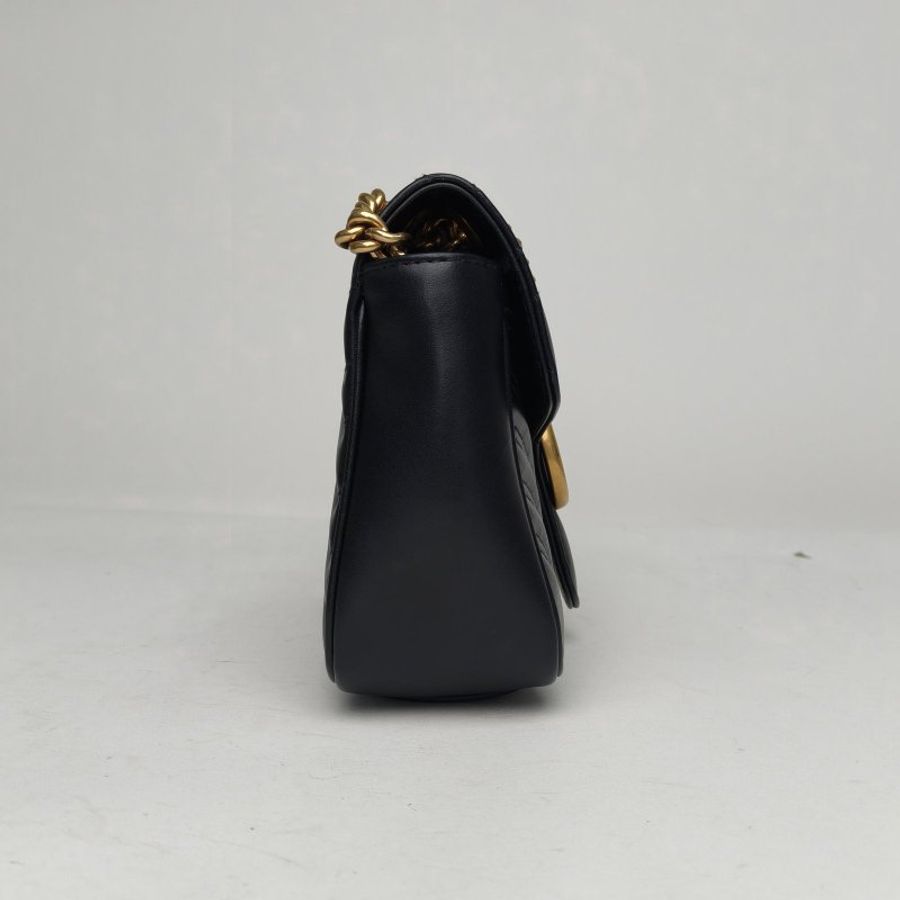 GUCCI GGMarmont肩背包小號26黑色牛皮金扣肩背包-3