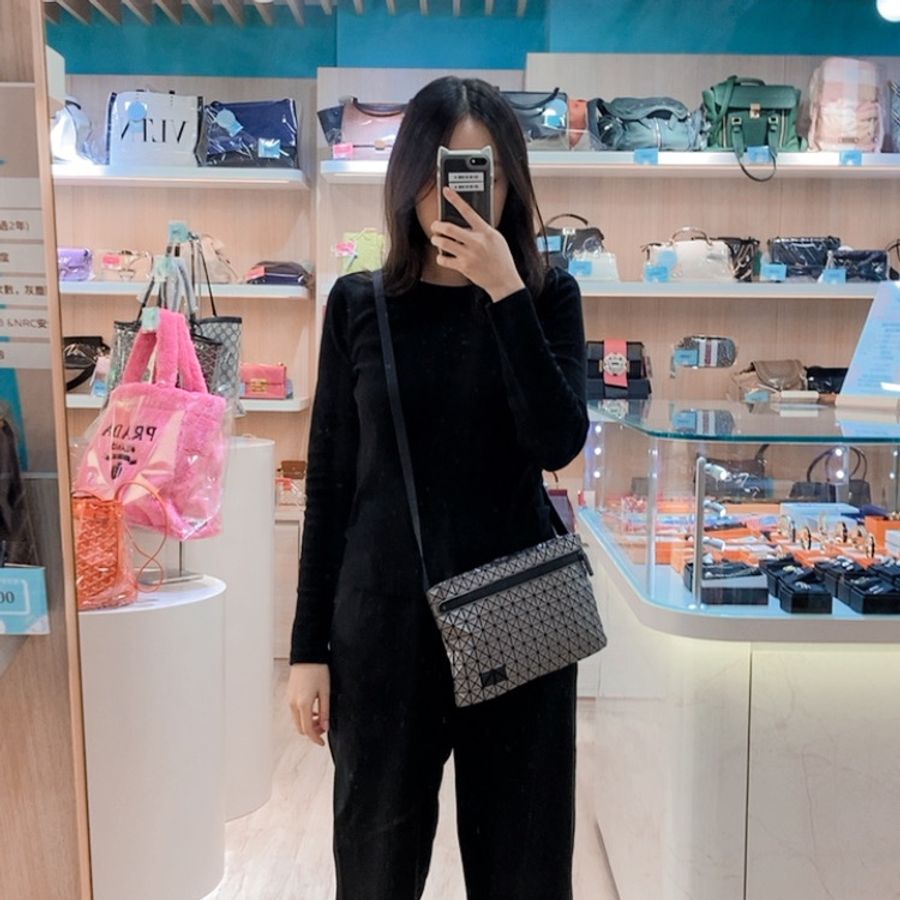 MS0373 BAO BAO ISSEY MIYAKE 經典格仔紋肩帶包包SHOULDER BAG PVC-10