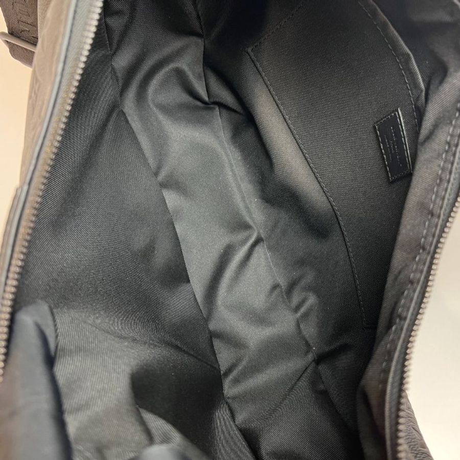 LV M12850/晶片款黑壓紋Hobo Hamac包-5
