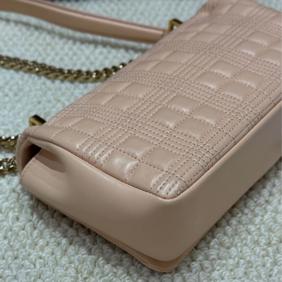 【近新閒置品】Burberry LOLA小號小羊皮蜜桃粉鏈條包肩背包斜跨包-5