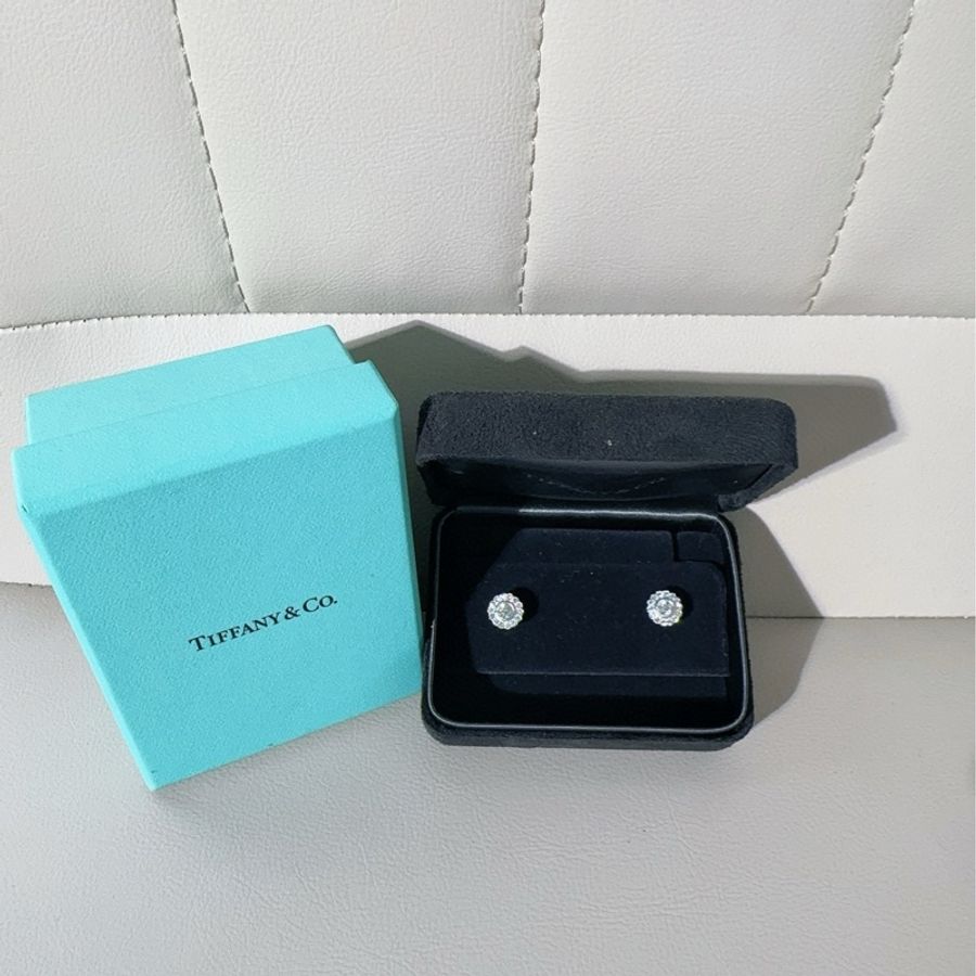 Tiffany蒂芙尼 Enchant Flower系列 PT950铂金满钻花朵耳钉-0