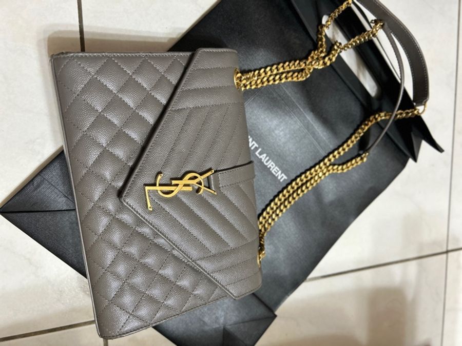 Saint Laurent粒面絎縫小牛皮中型信封袋 YSL ENVELOPE-2