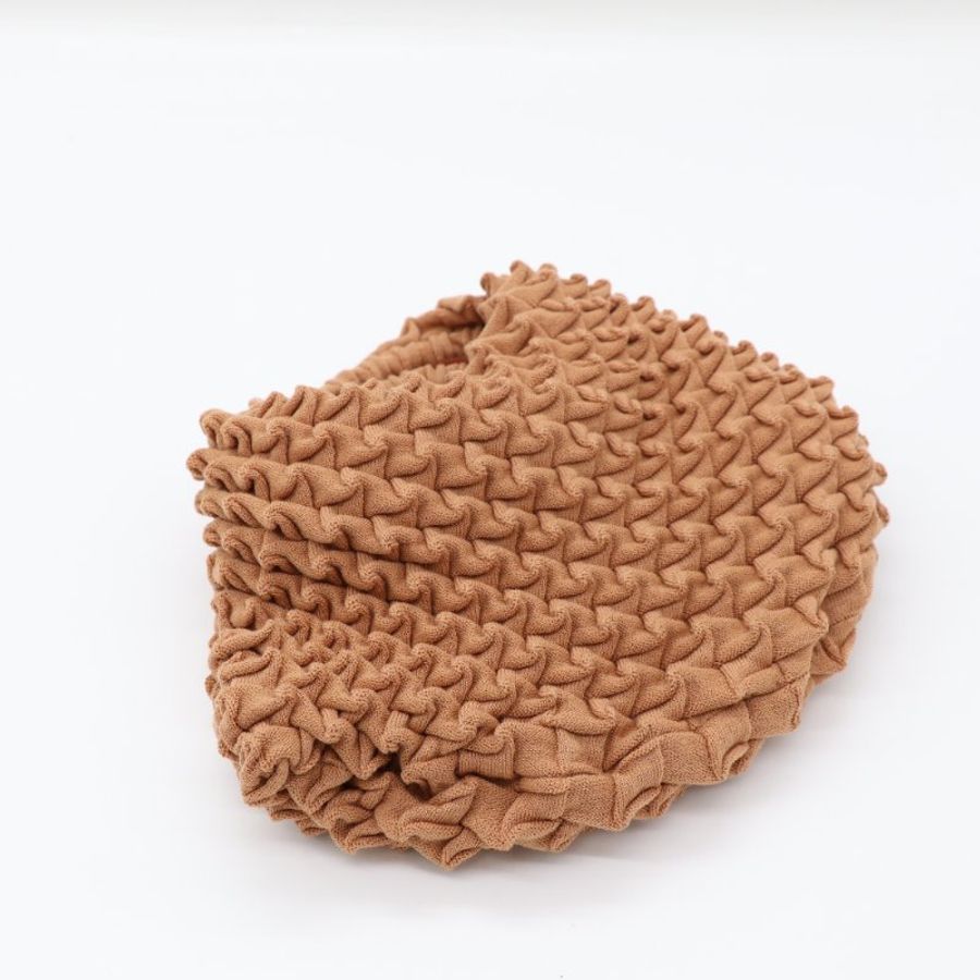 Issey Miyake 三宅一生 x 近藤悟史 Wool Shell Knit系列 南瓜色 皺摺 手提包-4