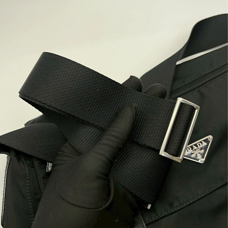 🏷️ Prada 郵差包-11