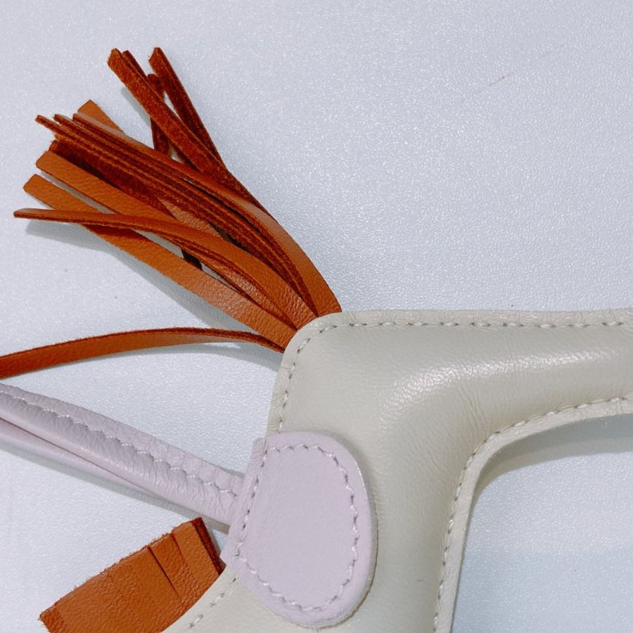 TW4522 Hermes 愛馬仕 馬仔掛件 小皮具Rodeo Charm PM Craie/Gold/mauve Pale-8
