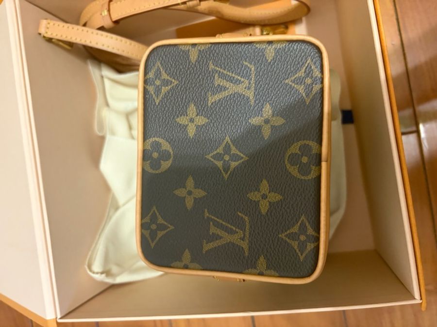 lv nano 水桶包-6