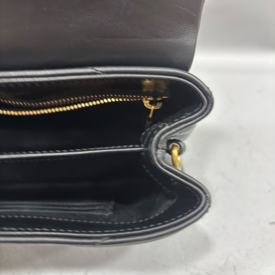 YSL Saint Laurent 678401 Toy Loulou mini 黑色牛皮金字胖胖包方胖包-26